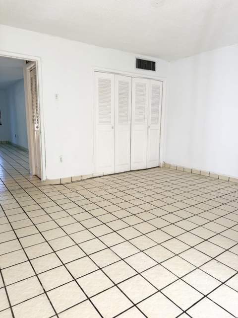 20330 NE 2nd Avenue D-5, Miami Gardens FL - photo 9 of 26
