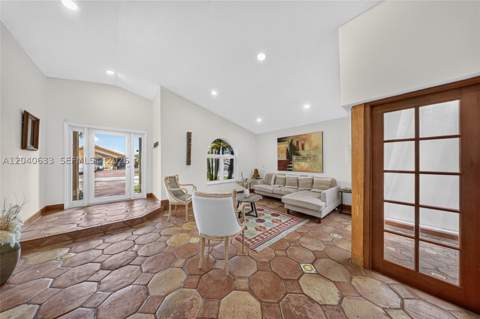 15307 SW 52nd Ter, Miami FL - photo 8 of 59