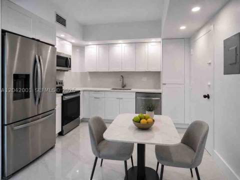 500 Bayview Dr 232, Sunny Isles Beach FL - photo 14 of 27