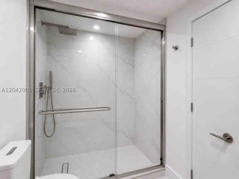 500 Bayview Dr 232, Sunny Isles Beach FL - photo 18 of 27