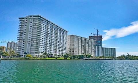 500 Bayview Dr 232, Sunny Isles Beach FL - photo 22 of 27