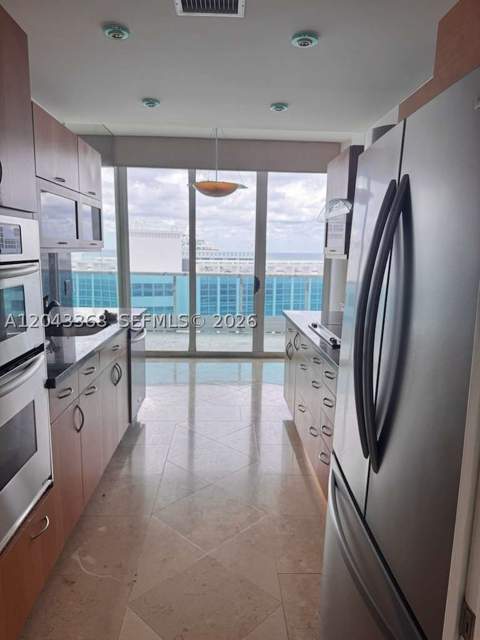 5025 Collins Ave 1602, Miami Beach FL - photo 6 of 37