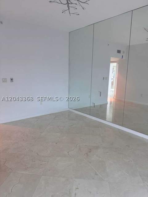 5025 Collins Ave 1602, Miami Beach FL - photo 9 of 37