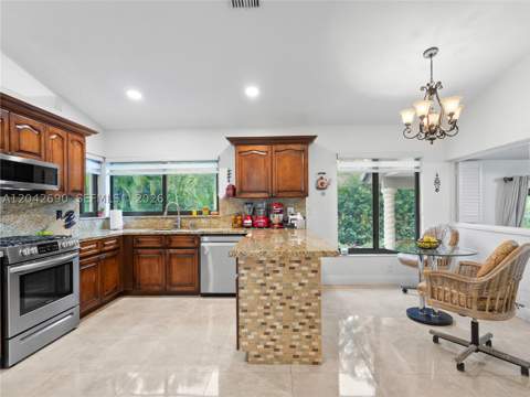 15480 SW 148th St, Miami FL - photo 16 of 54