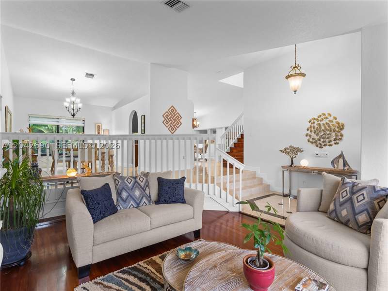 4 bedroom SingleFamilyResidence at 15480 SW 148th St, Oak Creek, Miami — photo 2