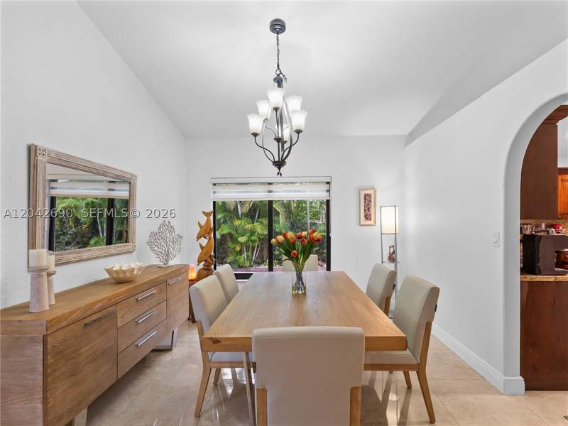 4 bedroom SingleFamilyResidence at 15480 SW 148th St, Oak Creek, Miami — photo 3