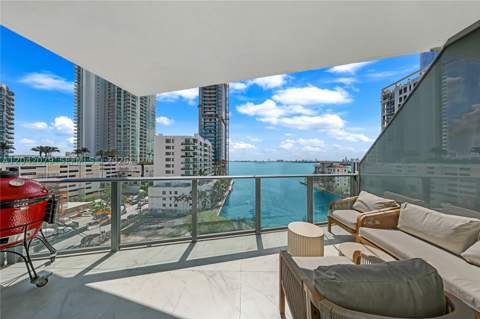 460 NE 28th St 701, Miami FL - photo 7 of 19