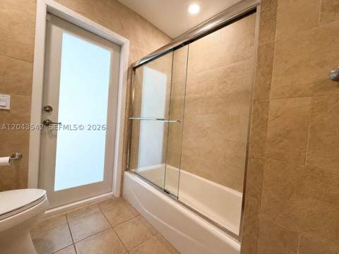 8481 SW 144th St, Palmetto Bay FL - photo 21 of 47