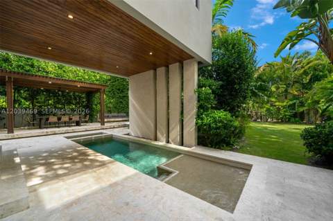 7851 SW 48th Pl, Miami FL - photo 16 of 47