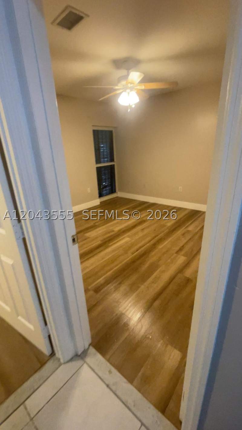 3 bedroom Villa at 7001 S Loch Isle Dr S, Miami Lakes Loch Isle, Miami Lakes — photo 3