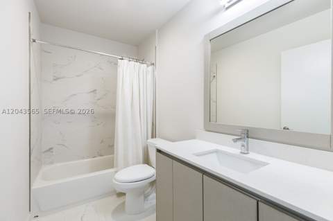 2505 NE 193rd St 4108, Miami FL - photo 13 of 17