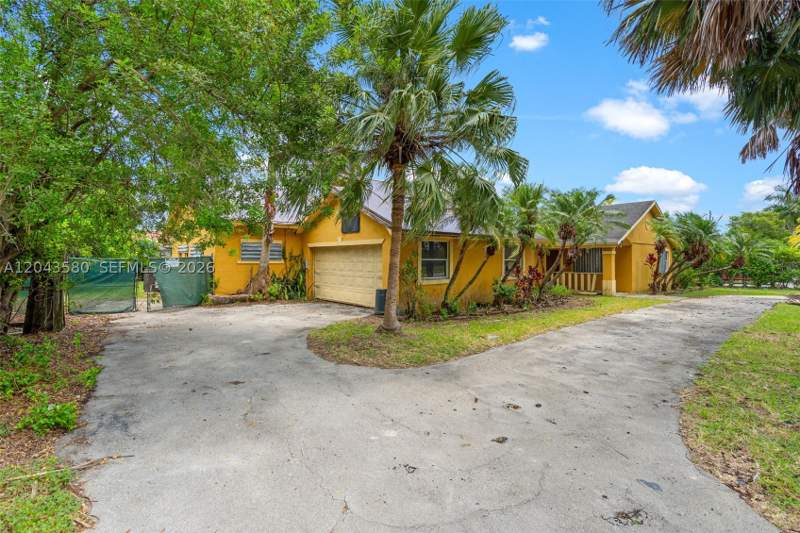 4 bedroom SingleFamilyResidence at 15979 SW 288th St, The Cedars Estates, Homestead — photo 5