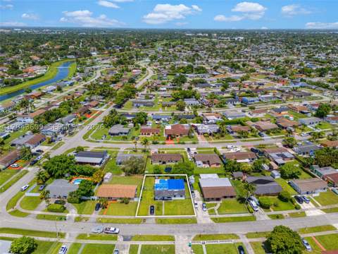 14125 SW 109th Pl, Miami FL - photo 9 of 12