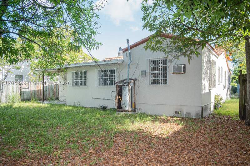 2 bedroom SingleFamilyResidence at 90 NE 48th St, Shadowlawn, Miami — photo 3