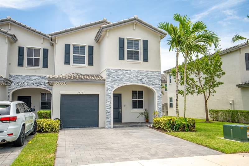 3 bedroom Townhouse at 2670 SE 12th St, Keys Gate Residential, Homestead — photo 2