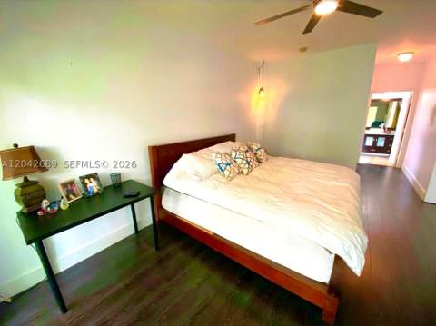 2732 SW 26 St 2732, Miami FL - photo 20 of 41