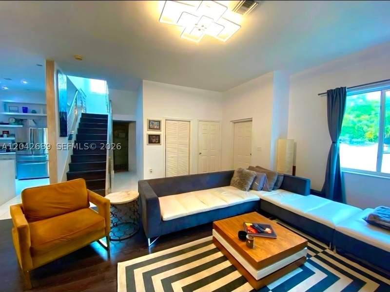 3 bedroom Townhouse at 2732 SW 26 St 2732, Gateway To The Grove Cond, Miami — photo 5