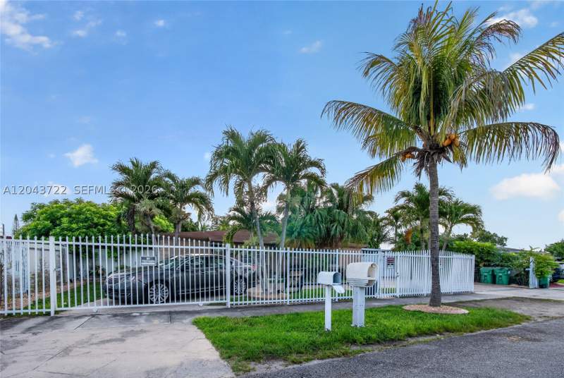3 bedroom SingleFamilyResidence at 25520 SW 125th Ct, Princetonian Sub Sec 1, Homestead — photo 4