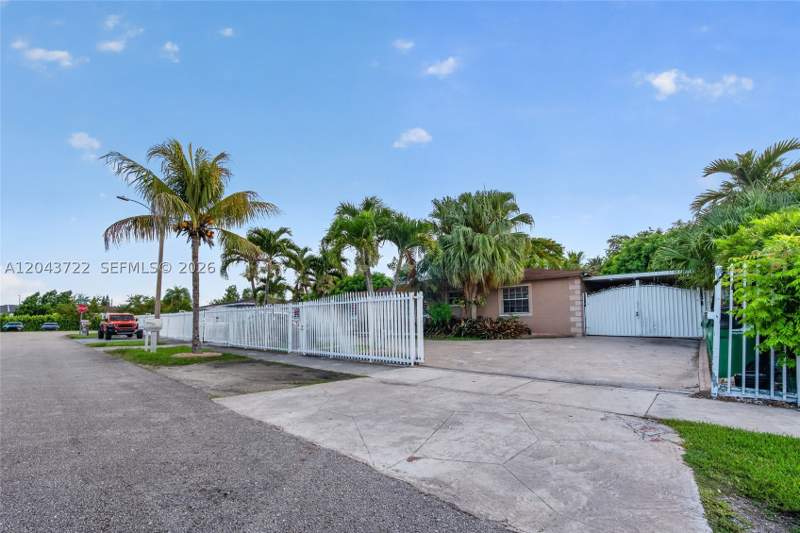3 bedroom SingleFamilyResidence at 25520 SW 125th Ct, Princetonian Sub Sec 1, Homestead — photo 5