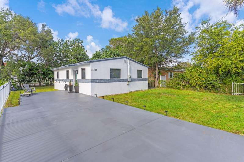 3 bedroom SingleFamilyResidence at 15100 NE 14th Ct, Washington Park, North Miami Beach — photo 3