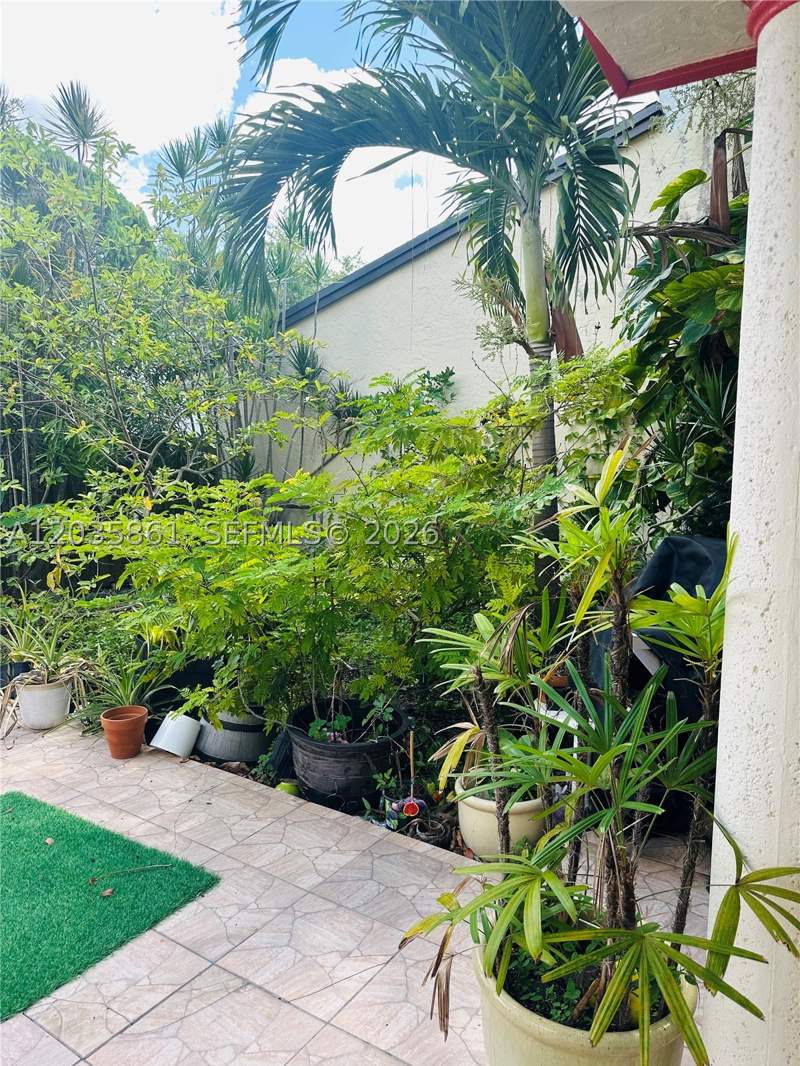 6 bedroom SingleFamilyResidence at 14724 SW 107th Ter, Juniper At The Hammocks, Miami — photo 2