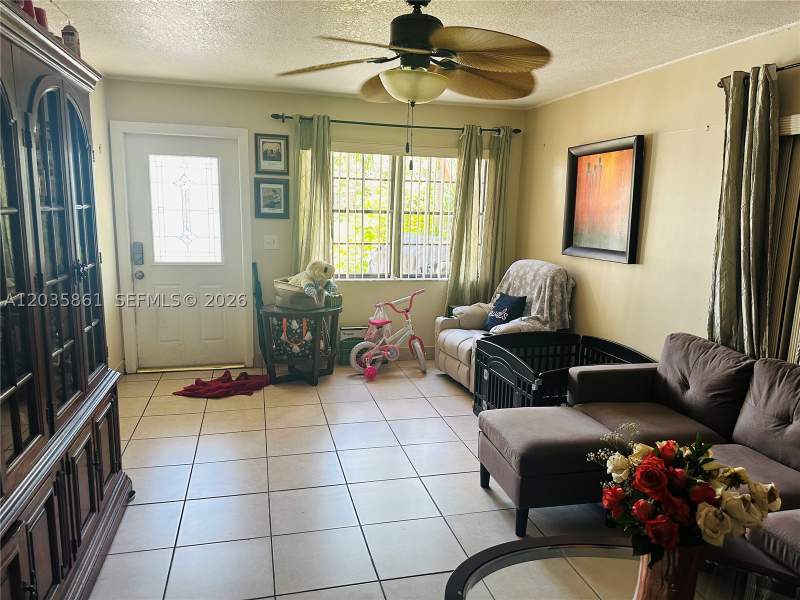 6 bedroom SingleFamilyResidence at 14724 SW 107th Ter, Juniper At The Hammocks, Miami — photo 4