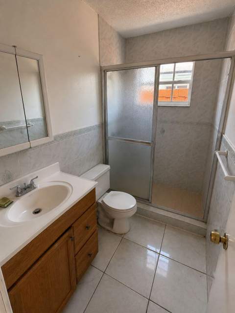 4210 W 10th Court, Hialeah FL - photo 7 of 8