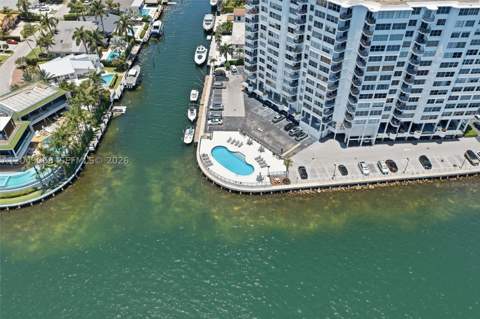 11930 N Bayshore Dr 609, North Miami FL - photo 18 of 59