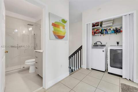 5570 NW 107th Ave 916, Doral FL - photo 23 of 55