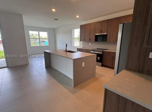 4 bedroom SingleFamilyResidence at 10130 Bahia Drive, Capistrano, Cutler Bay — photo 2