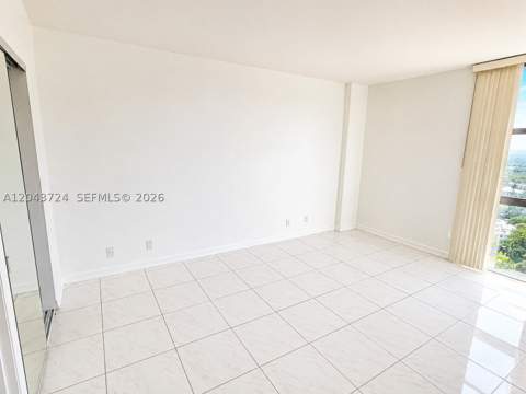 20335 W Country Club Dr 2210, Aventura FL - photo 12 of 17