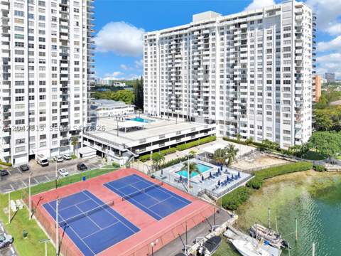 2750 NE 183rd St 2410, Aventura FL - photo 11 of 66