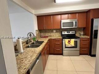 2 bedroom Condominium at 1100 NE 191st St 24E, Riviera Condominium Apts, Miami — photo 2