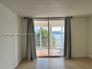 2 bedroom Condominium at 1100 NE 191st St 24E, Riviera Condominium Apts, Miami — photo 4