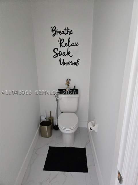 634 SE 37 Ave, Homestead FL - photo 12 of 37