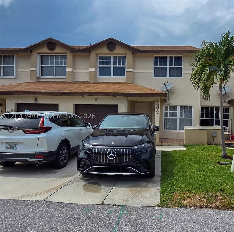 4 bedroom Townhouse at 3377 NW 198th Ter, Honey Hill Park, Miami Gardens — photo 2