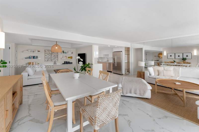 2 bedroom Condominium at 3 Grove Isle Dr C803, Grove Isle Condo, Miami — photo 3
