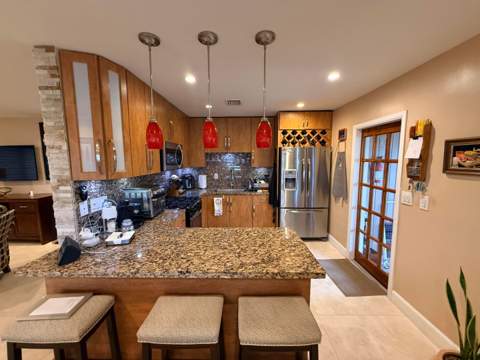 5170 Palm Avenue, Hialeah FL - photo 19 of 43
