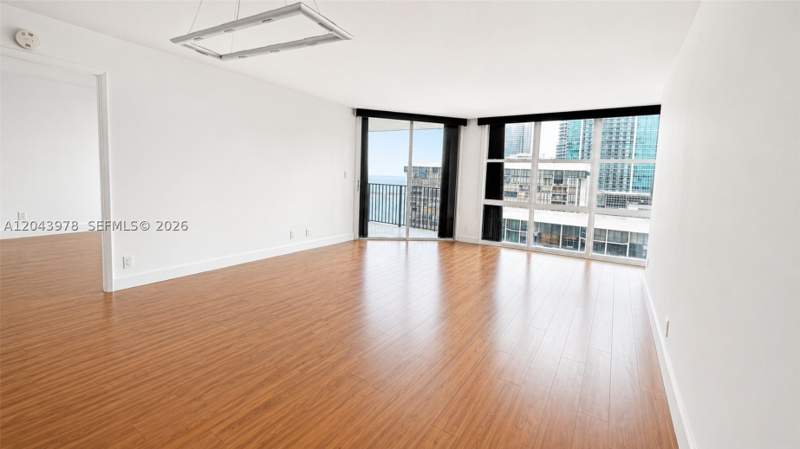 1 bedroom Condominium at 1901 Brickell Av B2203, Brickell Place Condo, Miami — photo 3
