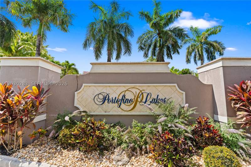 4 bedroom SingleFamilyResidence at 1785 NE 37th Pl, Portofino Lakes, Homestead — photo 5