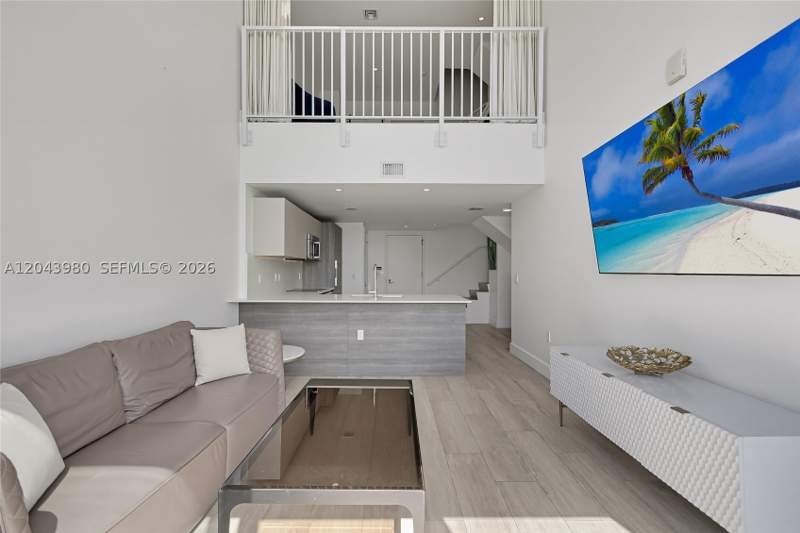 2 bedroom Condominium at 121 NE 34th St PH3206, 3401 MIDTOWN CONDO, Miami — photo 3