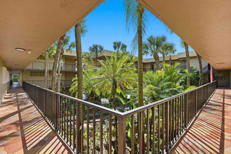 2 bedroom Condominium at 10875 SW 112th Avenue 202, Gardens Of Kendall So Cond, Miami — photo 4
