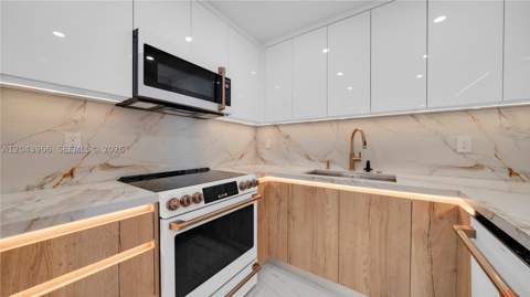 1623 Collins Ave 415, Miami Beach FL - photo 10 of 48