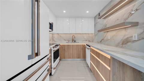 1623 Collins Ave 415, Miami Beach FL - photo 12 of 48