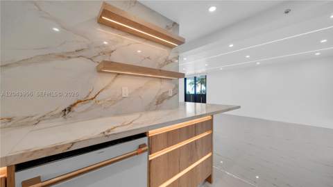 1623 Collins Ave 415, Miami Beach FL - photo 13 of 48