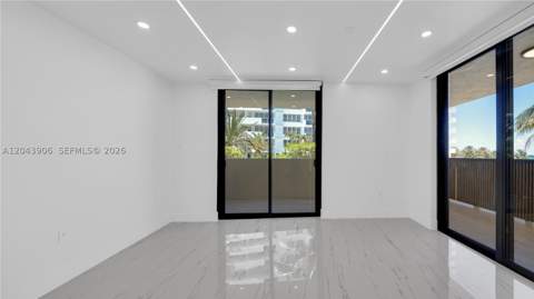 1623 Collins Ave 415, Miami Beach FL - photo 14 of 48