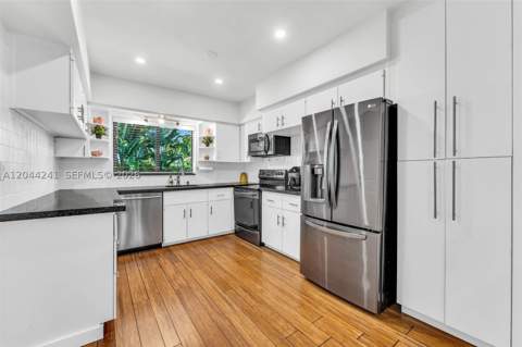2220 SW 25th St, Miami FL - photo 11 of 24