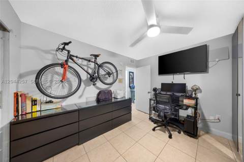 1950 W 54th St 206, Hialeah FL - photo 24 of 31
