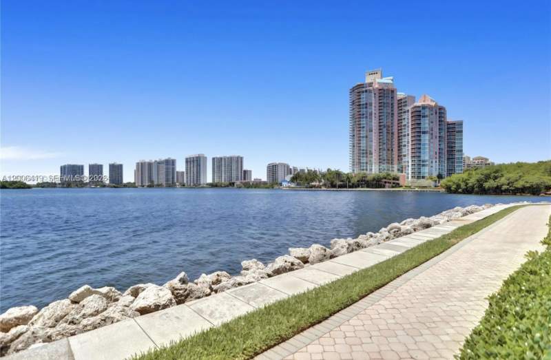 2 bedroom Condominium at 3600 Mystic Pointe Drive 1202, Mystic Pointe Condo No One, Aventura — photo 2