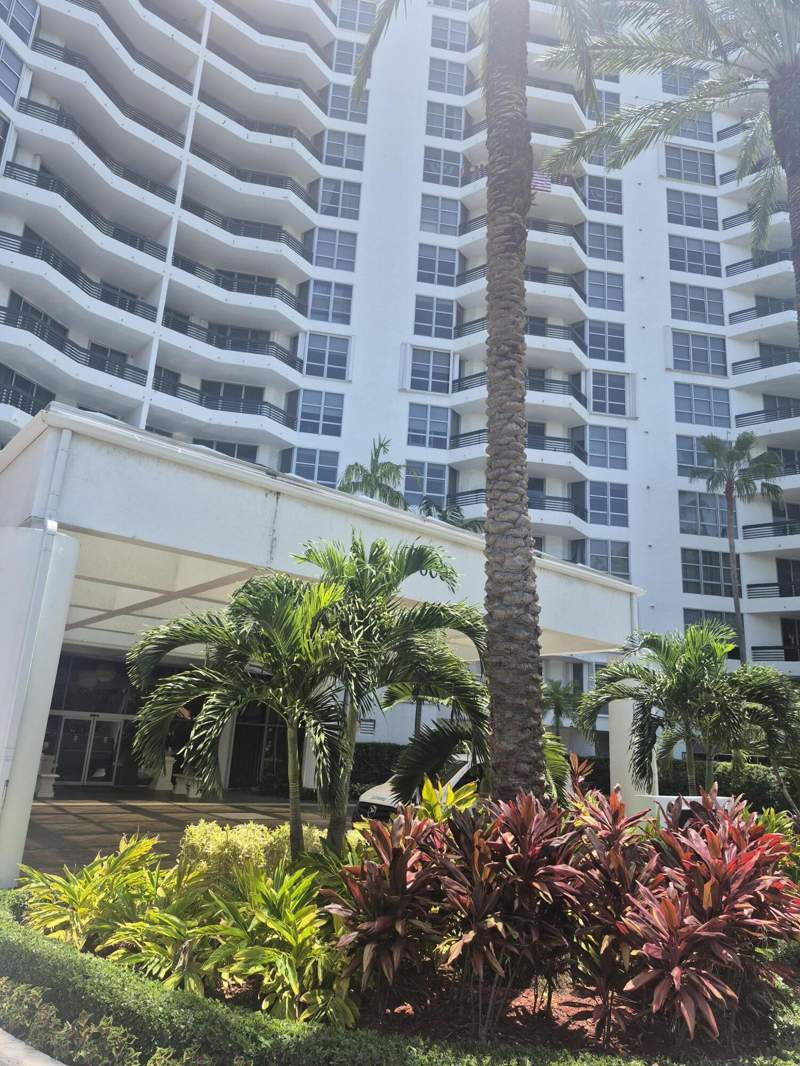 2 bedroom Condominium at 3600 Mystic Pointe Drive 1202, Mystic Pointe Condo No One, Aventura — photo 4